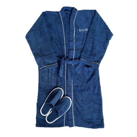 Albornoz de hombre con iniciales