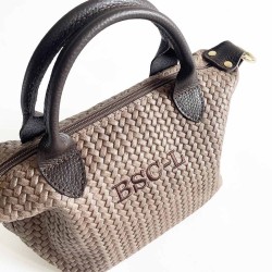 Bolso de piel trenzado