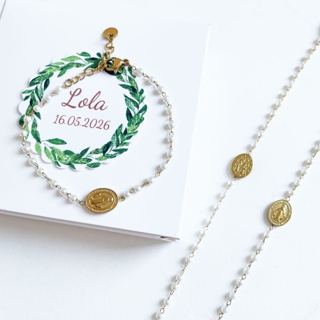 6 pulseras con virgen dorada