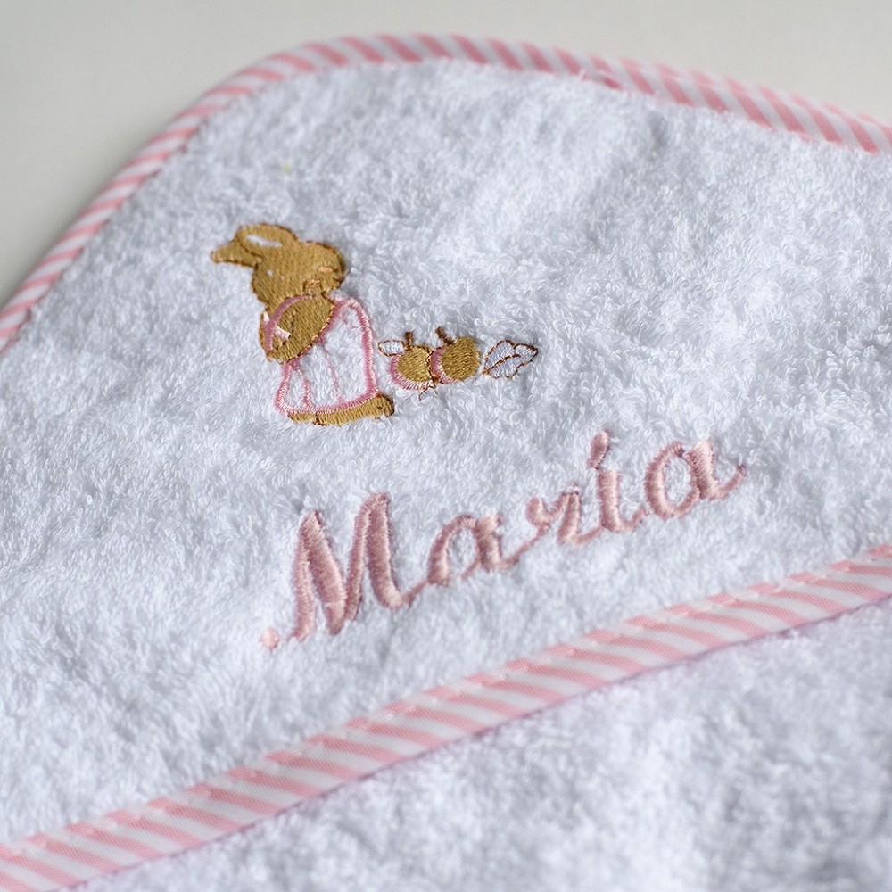 capa de baño toalla bebe personalizada con nombre bordado