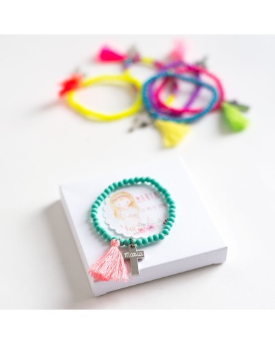 6 pulseras con cruz grabada para invitados