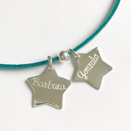 Collar con estrella de plata grabada