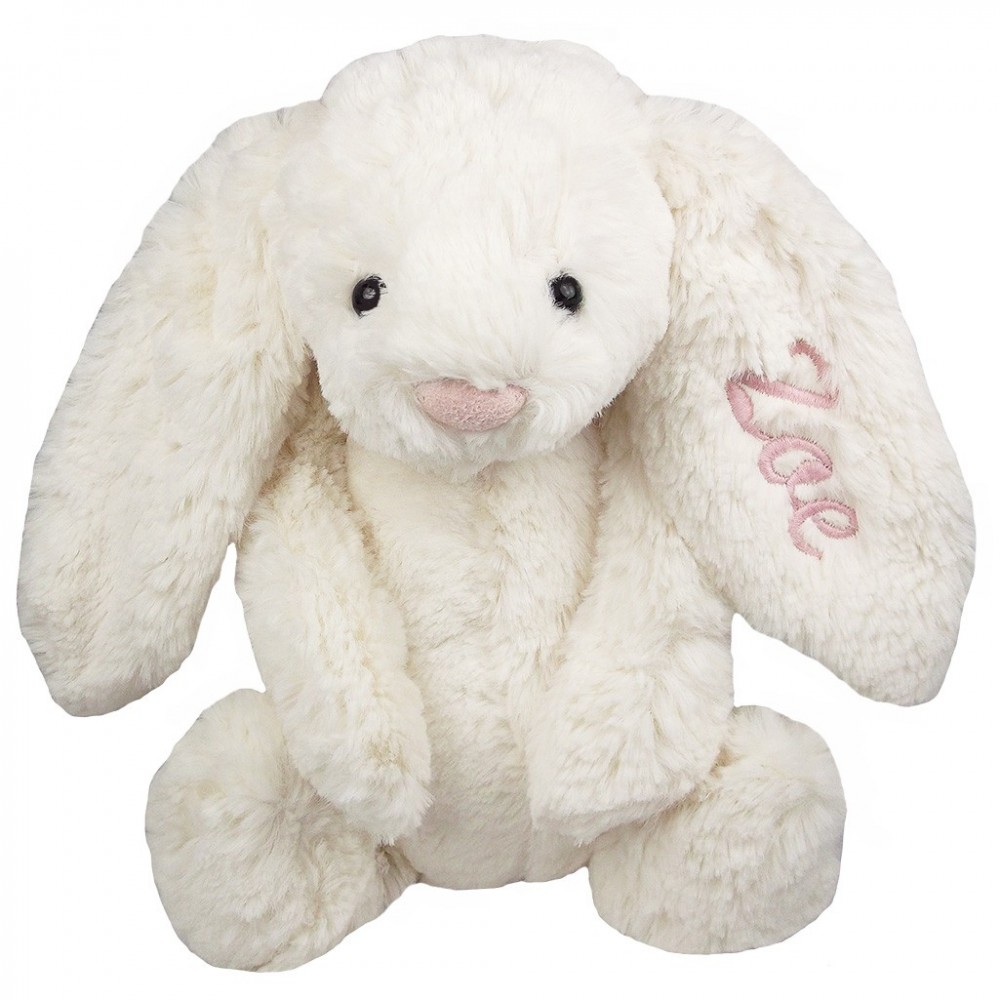 Peluches personalizados para bebes y niños, conejo de peluche color grís  con el nombre bordado en la tripita.