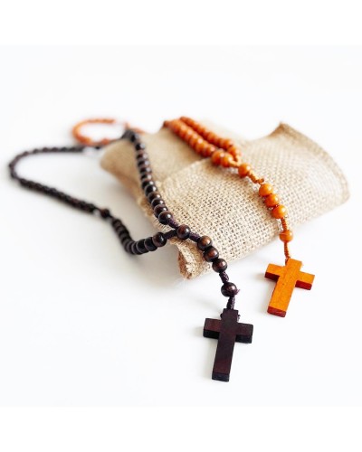 Rosario de madera. Regalo Comunión