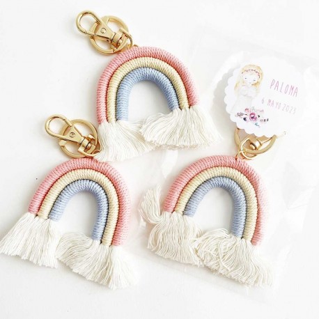 6 pulseras con cruz grabada para invitados