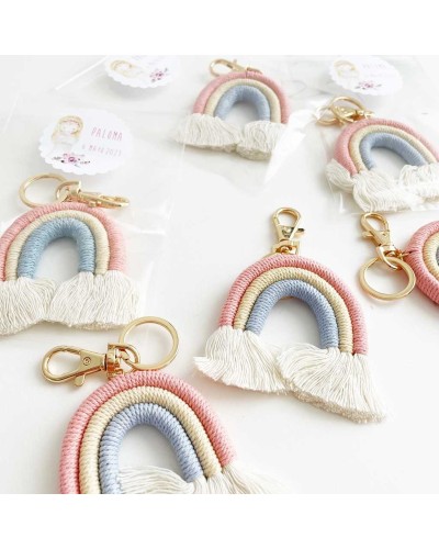6 pulseras con cruz grabada para invitados