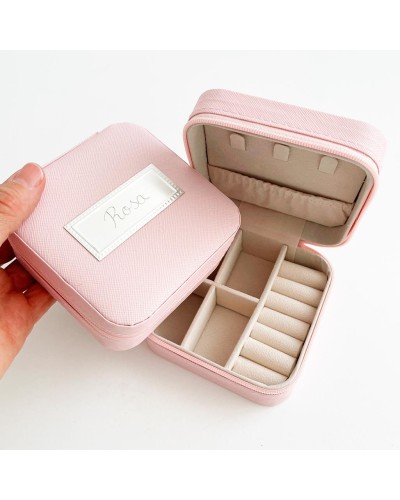 Cruz bañada en oro con nombre grabado