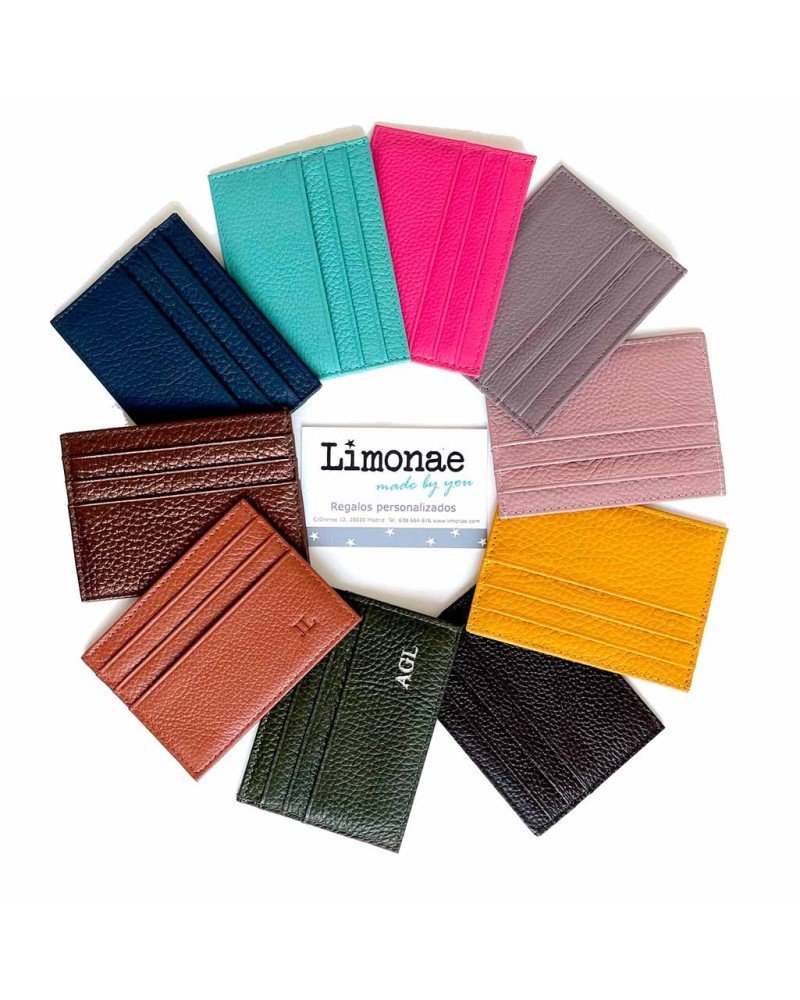 Tarjeteros personalizados con iniciales para empresa