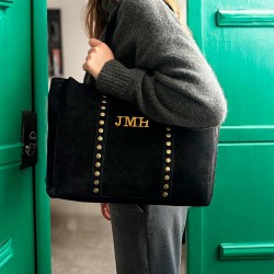 Bolso de ante Dakota con tachuelas e inicial