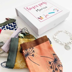 Regalo original pulsera de plata grabada a mano