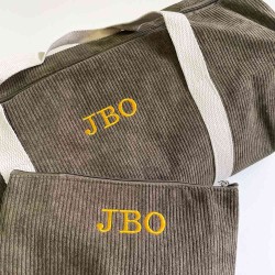 Bolsa hombre roja con iniciales o nombre bordado