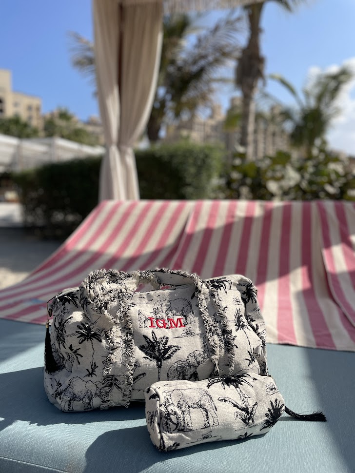 Bolsa con 3 neceseres Srilanka